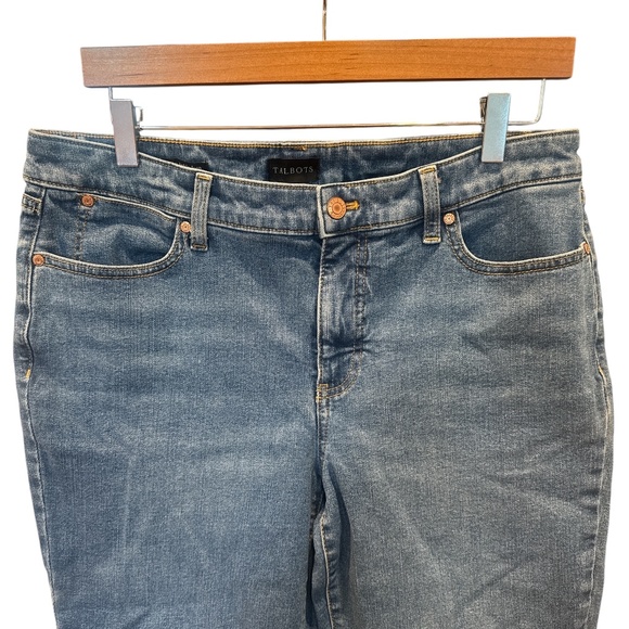 Talbots Slim Ankle Jean Size 12 Frayed Hem Mid-Rise Denim Medium Wash EUC - Picture 3 of 7